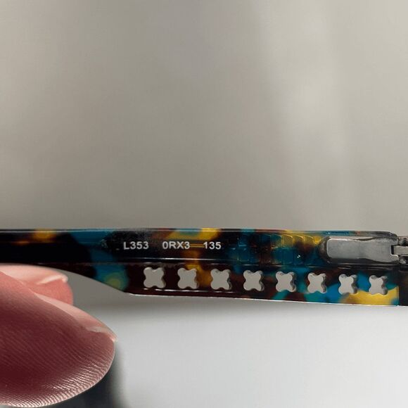 Liz Clairborne L353 0RX3 135 Size 54[]18 3-3 FRAMES ONLY with Case - Picture 10 of 10